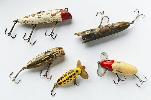 make-a-wooden-fishing-lure-step-2